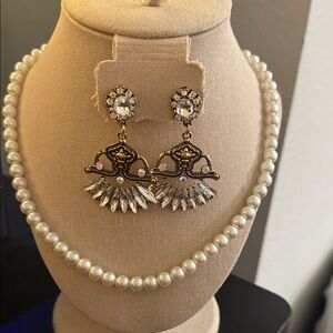 Elegant Gold and Silver Dangle Earrings Pearl set